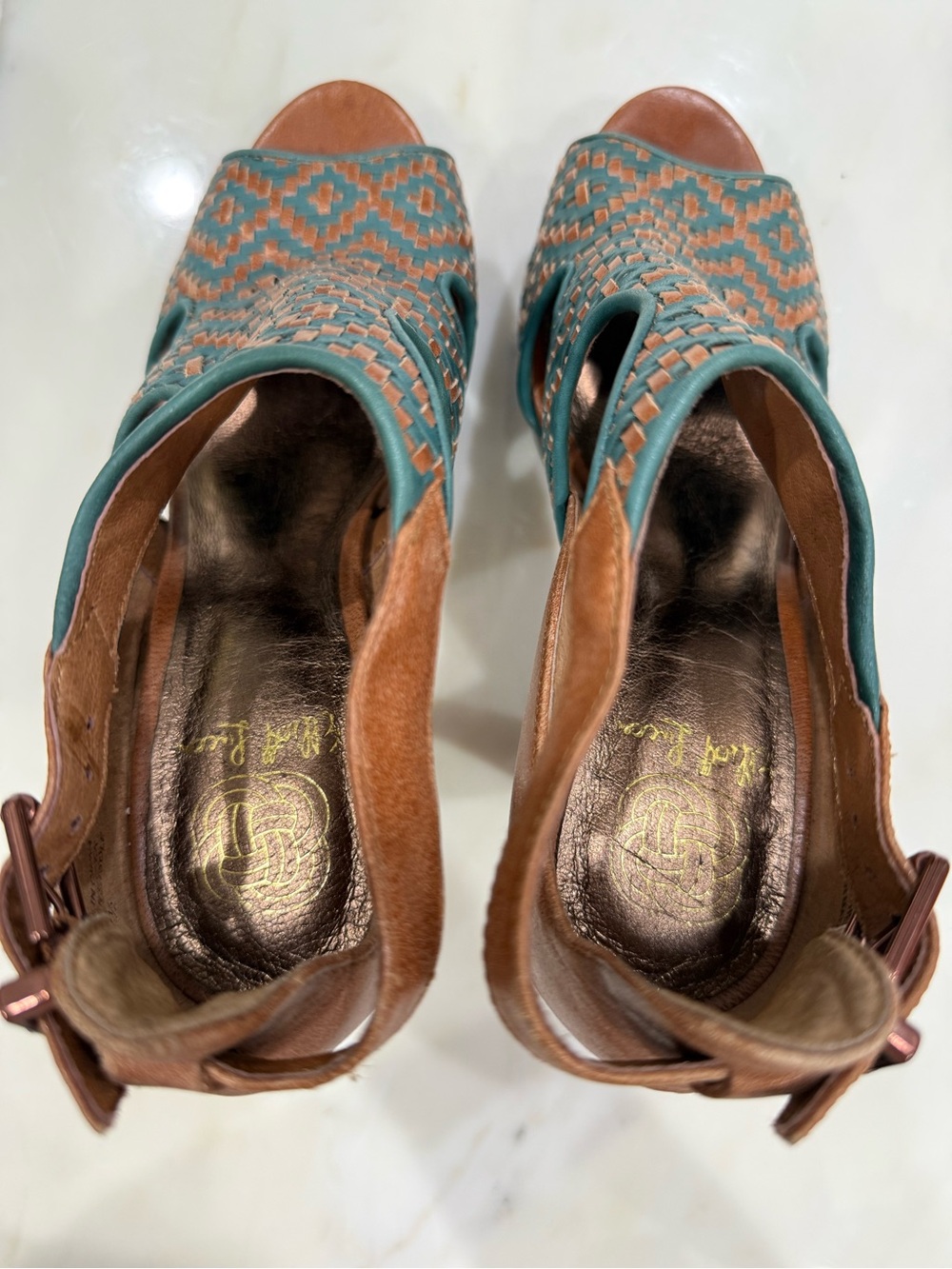 Elliot Lucca Woven Teal and Tan Platform Heels - Picture 4 of 6